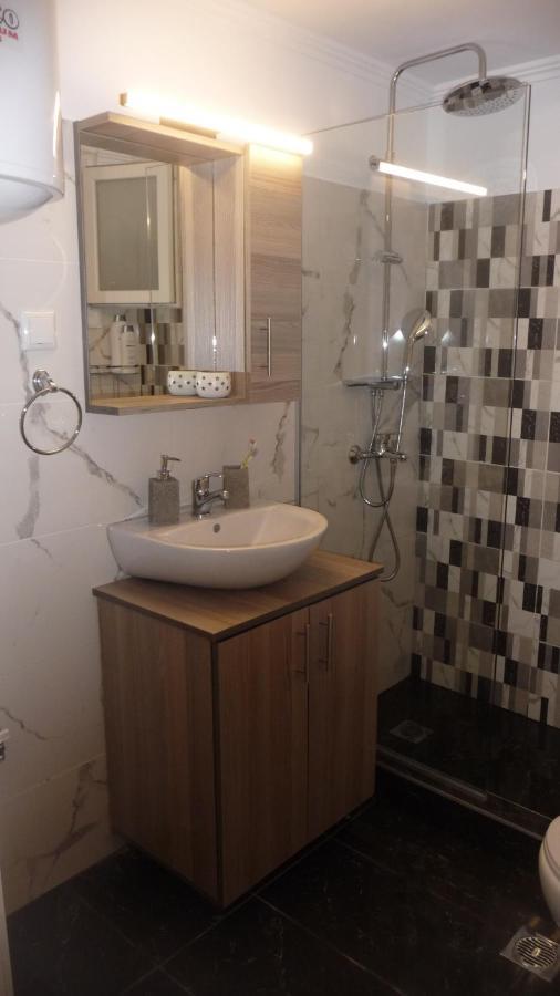 D&J Central Appartment Janina Zewnętrze zdjęcie